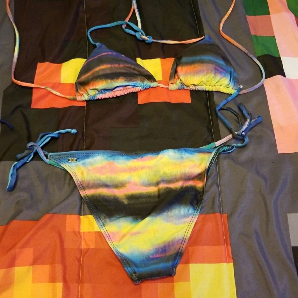 Hurley Bikini - image 2